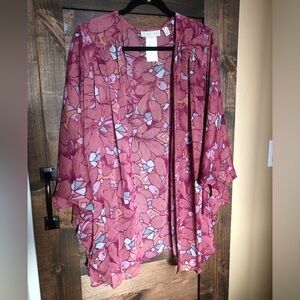 Woven topper by The Muses Lounge